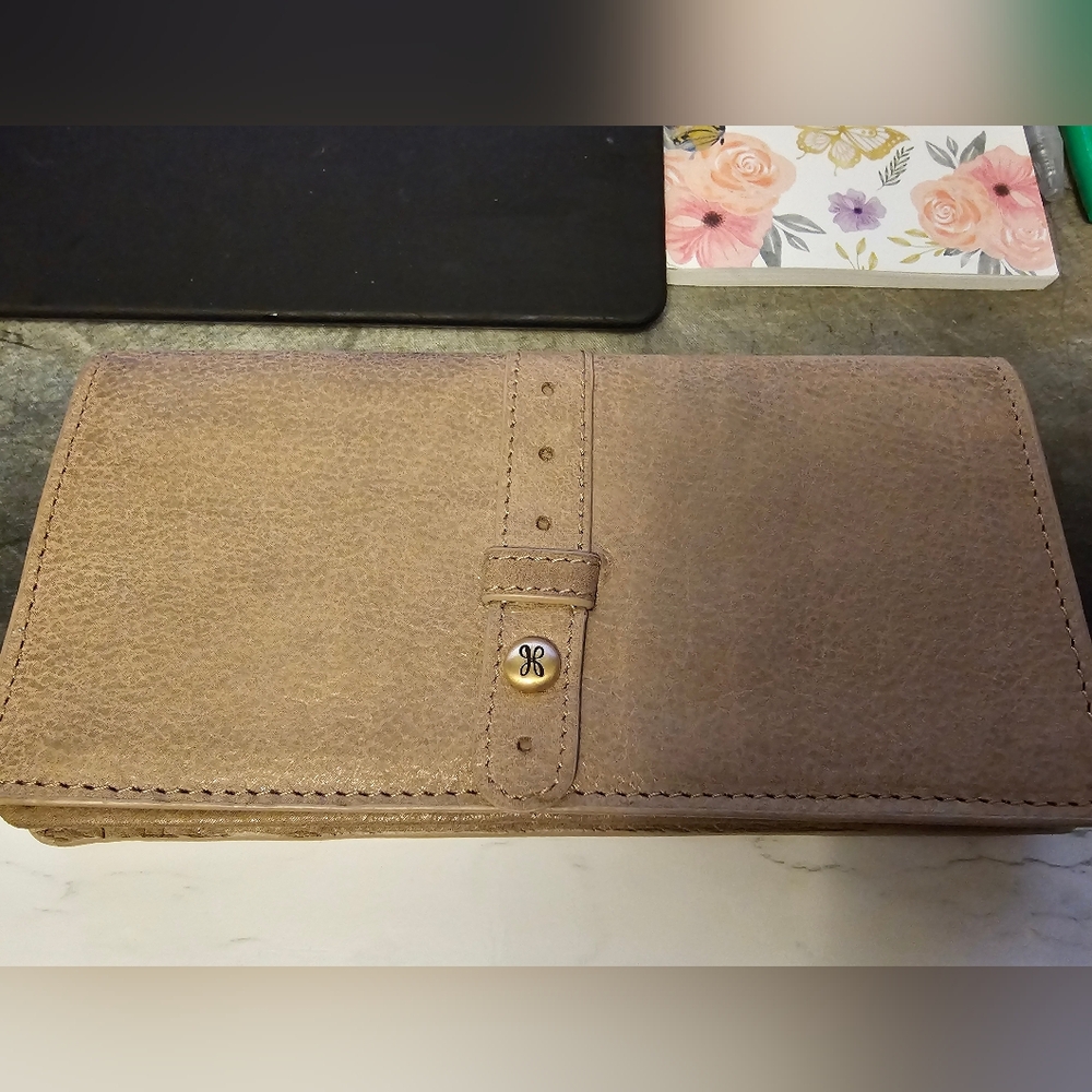 HOBO Soft Leather Wallet